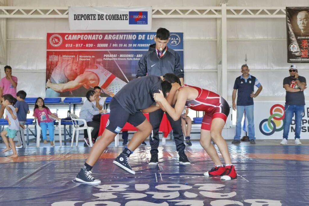 Comenzó la etapa final de los Juegos Deportivos Misioneros sobre el tatami y el colchón 9 JDM 1 1 - 8