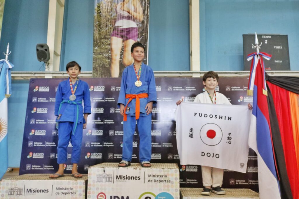Comenzó la etapa final de los Juegos Deportivos Misioneros sobre el tatami y el colchón 37 JDM 6 - 36