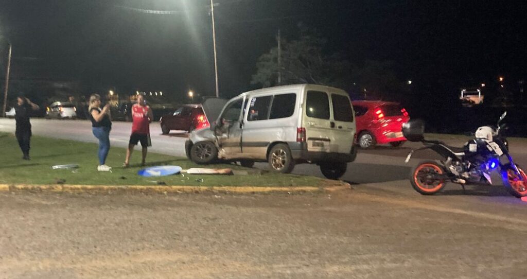 Un herido por el choque entre dos vehículos al oeste de Posadas 4 WhatsApp Image 2023 07 22 at 8.41.41 PM 1 - 3