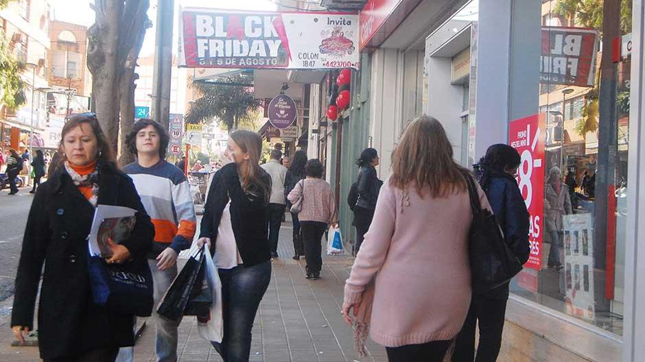 El Black Friday vuelve a Posadas con descuentos, ferias y shows en vivo 5 BLACK FRIDAY - 4