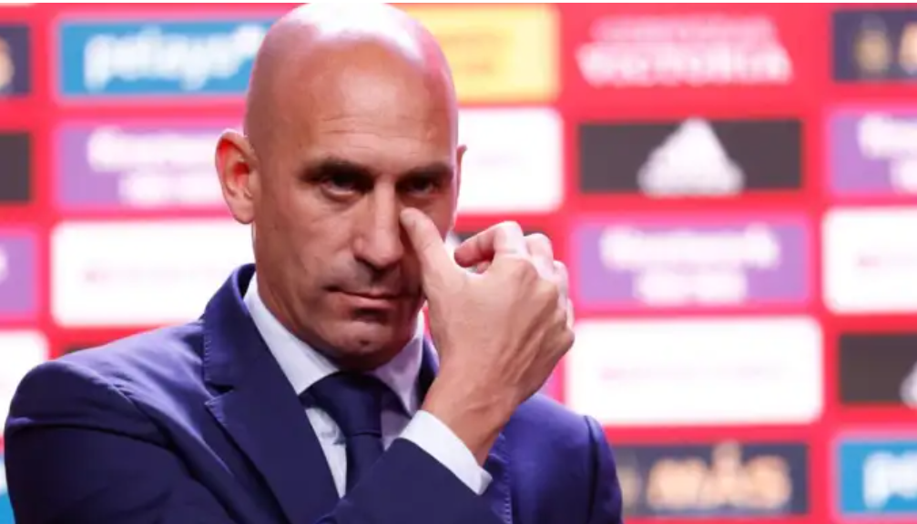 Rubiales será investigado por la FIFA