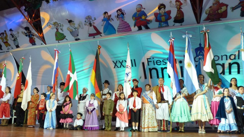 Acto de apertura de la 42º Fiesta Nacional del Inmigrante