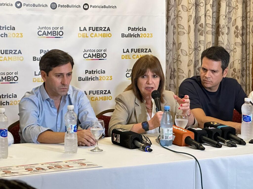 patricia bullrich en conferencia de prensa en Posadas 2 - 9