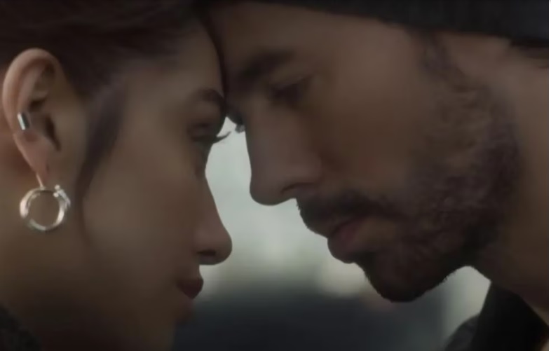 Maria Becerra y Enrique Iglesas - 6