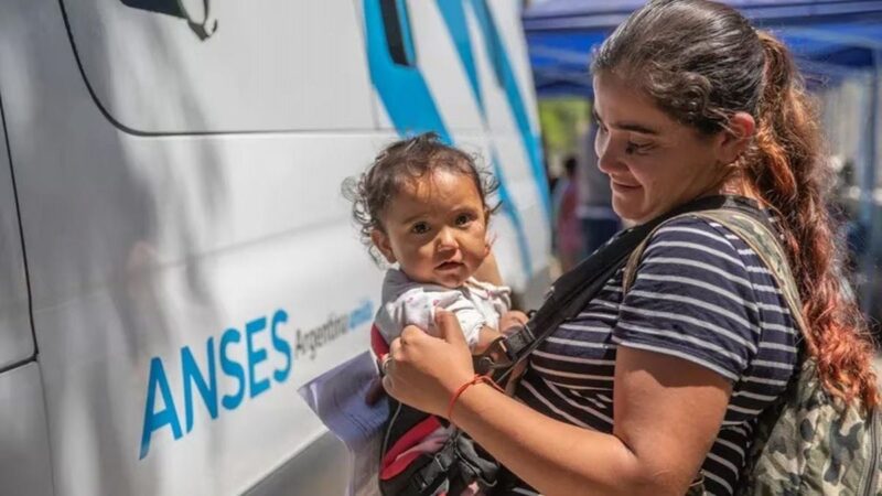 ANSES: bono de $70.000 para jubilados y calendario completo de pagos de julio 2025 3 A partir del 8 de julio comienza el calendario completo de pagos de julio para todas las prestaciones que administra ANSES, organizado por terminación de DNI.