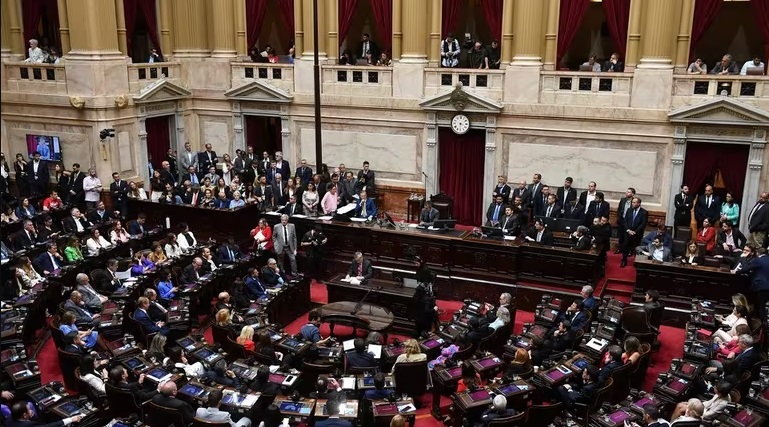 Ley Ómnibus | Después de un mes de negociaciones el Gobierno enfrenta su mayor desafío sesiones extraordinarias