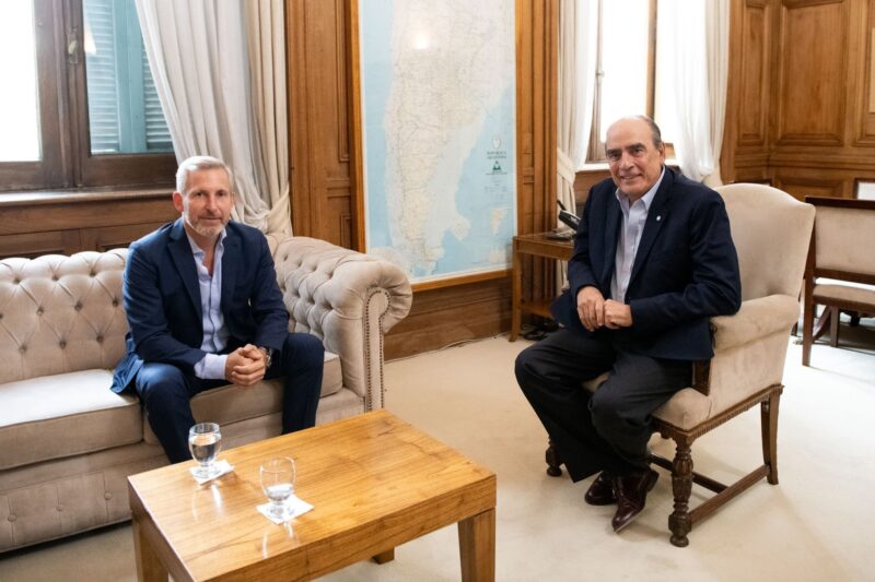 Francos con Frigerio gobernadores de JxC manifestan su apoyo a la Ley Omnibus de Milei - 5