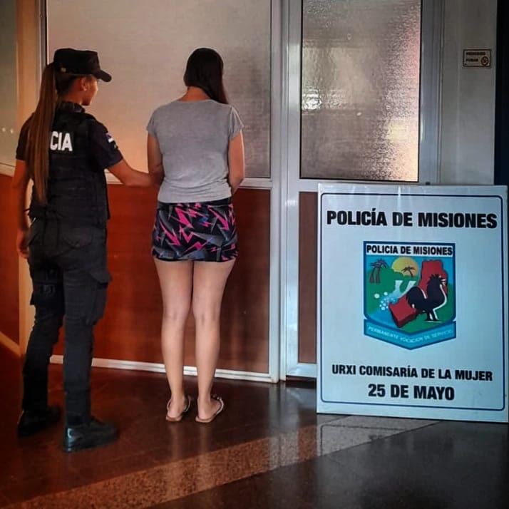Policías detuvieron a una mujer por destruir el auto de su ex, a un ladrón de tabaco y un prófugo de la Justicia 13 IMG 20240121 WA0074 - 12