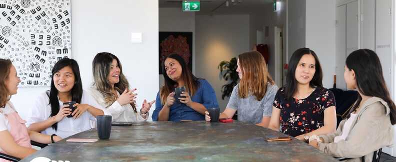 Mujeres empresarias e1762376141887 - 1