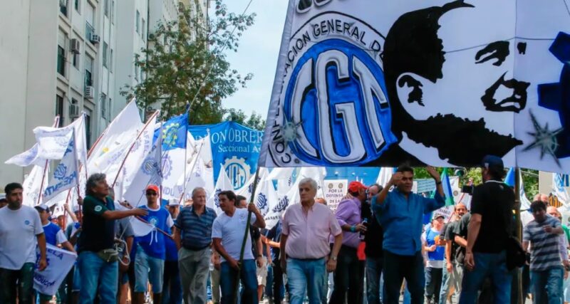 Anuncio oficial | El vocero presidencial aseguró que descontarán el día a los empleados estatales nacionales que adhieran al paro general Paro - 3