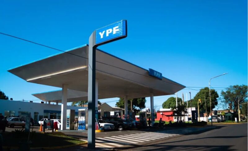 Desde esta medianoche, las petroleras aumentarán entre un 23% y 27% el precio de los combustibles Screenshot 20240102 230559 - 1