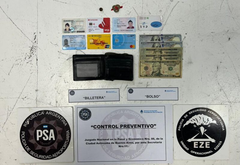 Operativo “Yerba dorada” | La PSA detuvo a dos personas por contrabando de lingotes de oro 9 WhatsApp Image 2024 01 17 at 10.56.14 AM - 8