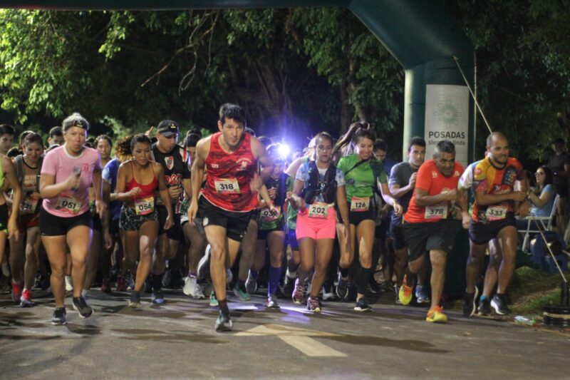 Posadas | El “Desafío nocturno 5K” tuvo gran convocatoria en el Parque de la Ciudad 3 WhatsApp Image 2024 01 29 at 11.27.23 AM 1 - 2