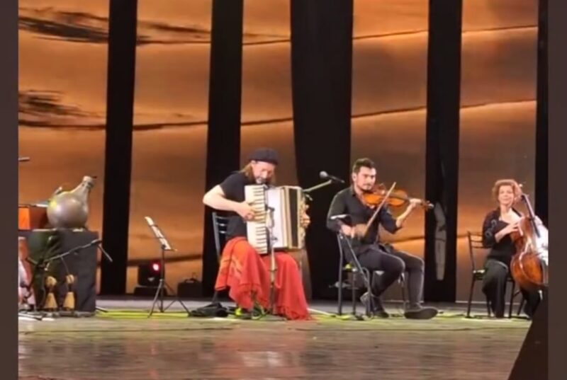 Corrientes | A puro talento sobre el escenario se vivió la quinta noche de la Fiesta Nacional del Chamamé 6 chamame3 2 - 5