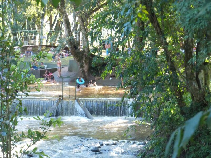 Vacaciones | En Corpus, el Balneario Curupaytí un espacio para acampar y disfrutar la frescura de la selva 8 corpus3 - 7