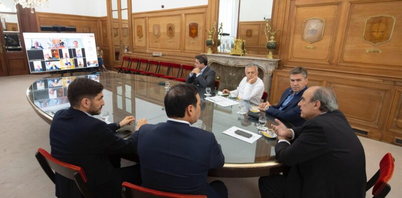 gobernadores de Juntos con el ministro Francos por la Ley Omnibus y las retenciones - 2