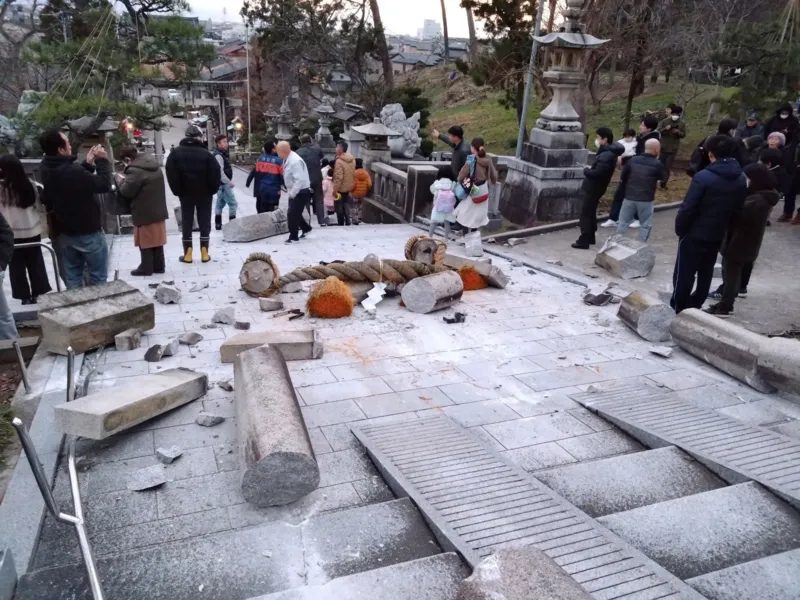 Japón | Un terremoto de 7,6 grados causó graves daños y una alerta de tsunami en Japón 5 image 2 - 4