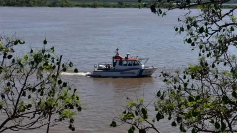 Identificaron al posadeño que está desaparecido en aguas del Paraná en Ituzaingó parana - 7