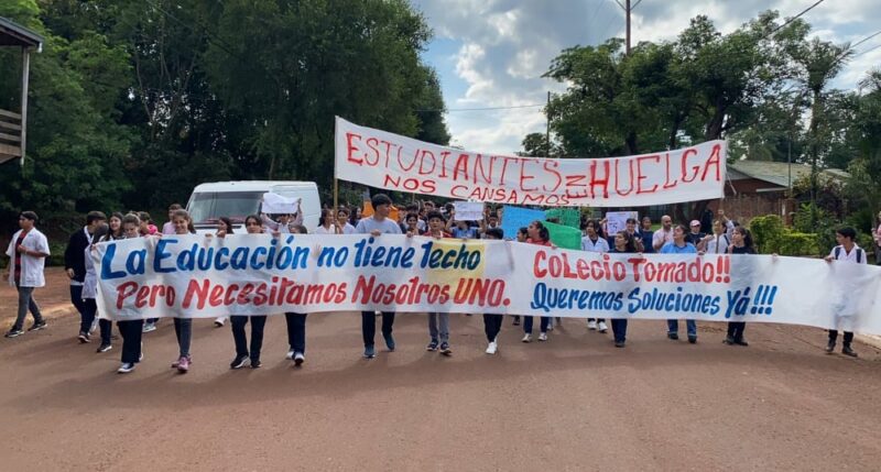 En la provincia “Start up” las escuelas continúan reclamando mejoras edilicias después de años de abandono 3 EPET9 - 2