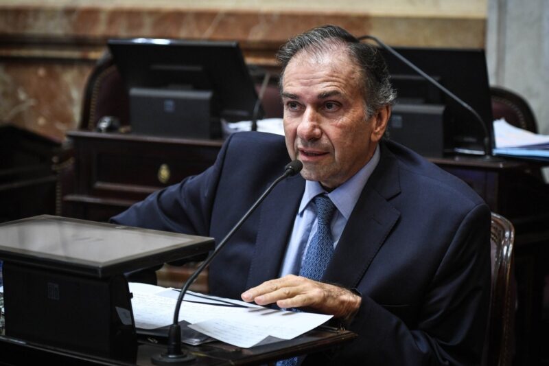 Cuestionan la reactivación de la represa en Corpus | “Es por la necesidad de hacer dinero a cualquier costa” 10 Humberto Schiavoni - 9