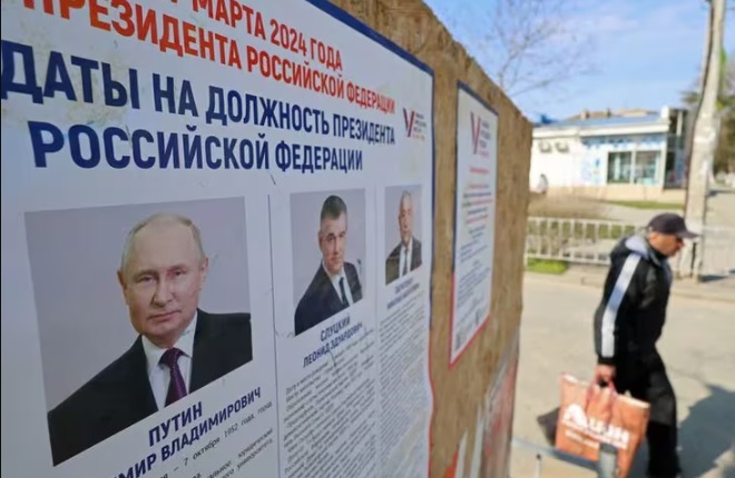 Rusia | Ciudadanos acuden a las urnas en una farsa de elecciones para elegir a su presidente Putin - 4
