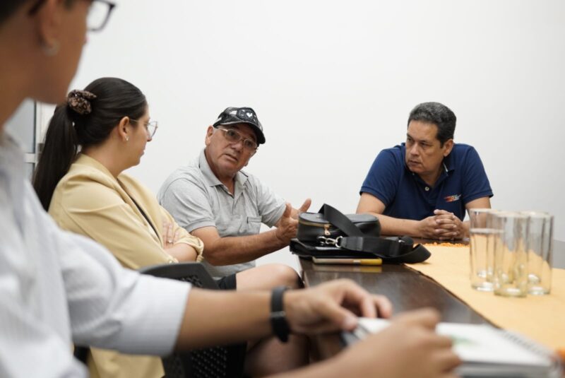 UBER y taxis | Una reunión en el Concejo Deliberante de Posadas buscó acercar posiciones y armonizar la convivencia 11 WhatsApp Image 2024 03 12 at 8.32.44 PM - 10