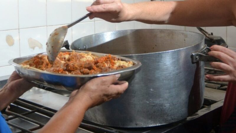 Comedores en Posadas | “Tuvimos que reducir la comida que dábamos de lunes a viernes a solo dos veces por semana” comedores en Posadas
