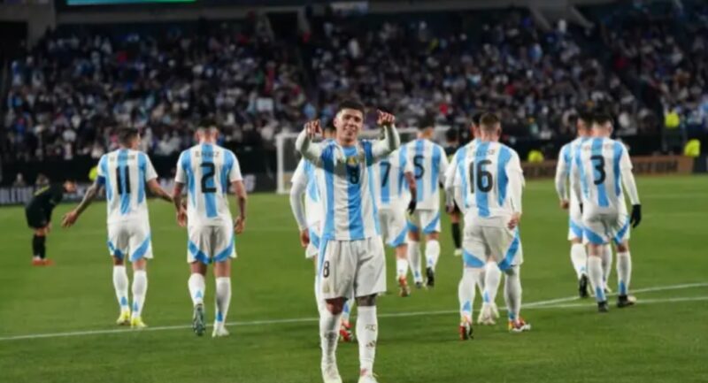Fútbol |Argentina le ganó 3 a 0 a El Salvador por un amistoso en la fecha FIFA 5 argentina - 4