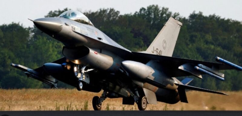 Seguridad | Argentina comprará a Dinamarca 24 aviones supersónicos para mejorar la defensa en las fronteras aviones 1 - 1