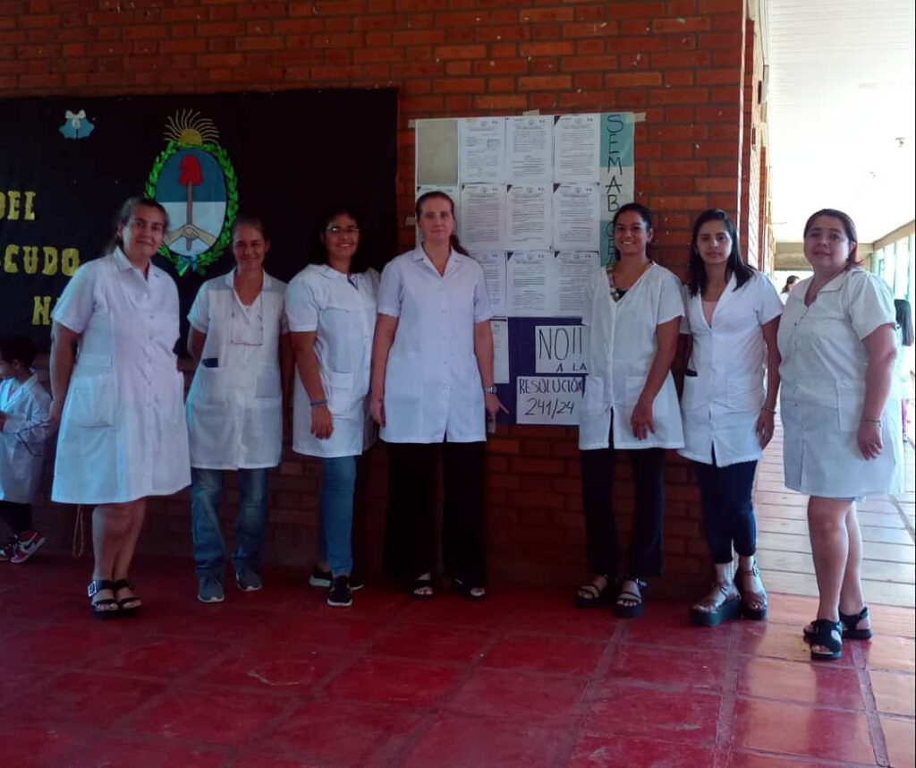 Denuncian cierre ilegal de cursos en Misiones | Las resoluciones 241/24 y 271/24 del CGE, implican “cerrar cargos a mansalva, para acomodar amigos y parientes” 9 cierre irregular de cursos en Misiones reclamo del Semab contra las resoluciones 241 24 y 271 24 11 - 8