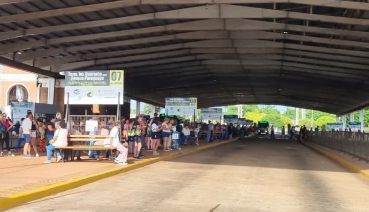 Con los mismos problemas de siempre, transportistas de la provincia no adhirieron al paro de colectivos de la UTA 4 colectivos2 - 3