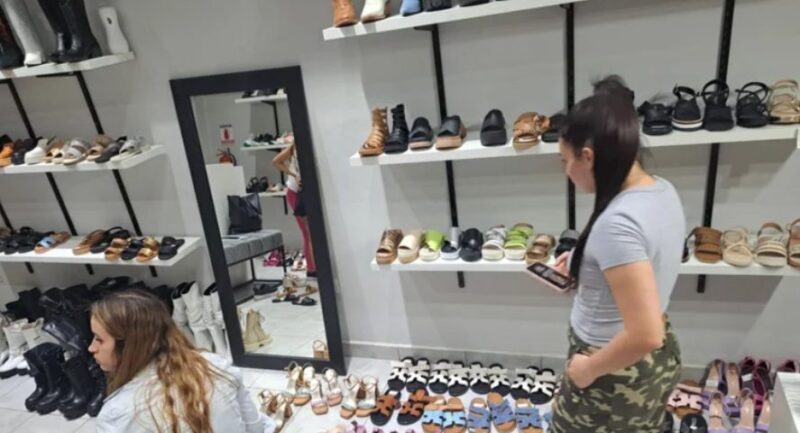 Corrientes | Muchos comerciantes para evitar pérdidas, venden productos mojados a precio de costo 3 corrientes 2 - 2