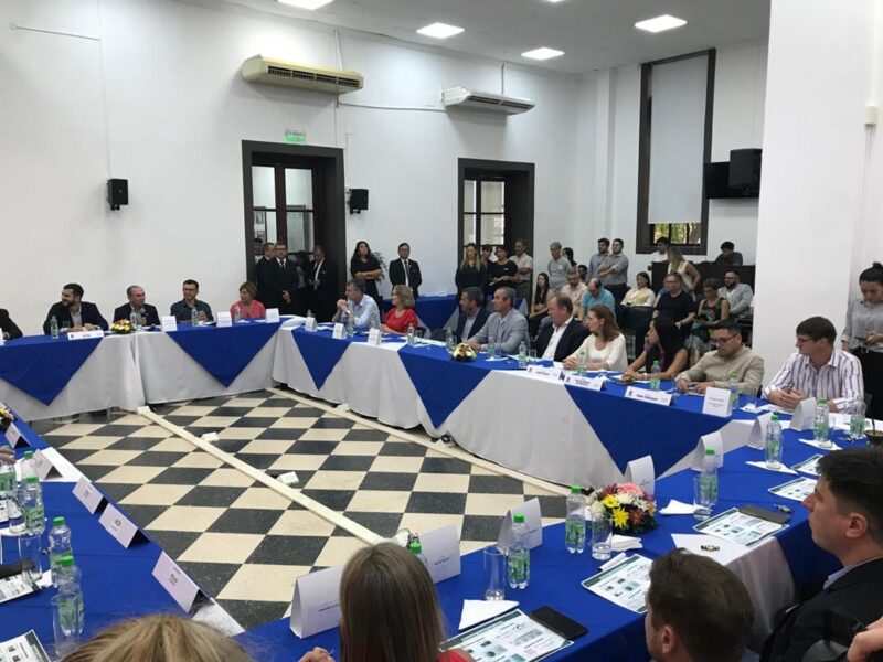 Se llevaron a cabo sesiones con autoridades legislativas del Estado de Rio Grande do Sul en el Concejo de Posadas jornadas con autoridades legislativas del Estado de Rio Grande do Sul en el HCD de Posadas 2 - 3