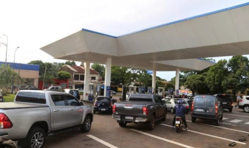 Combustibles | En Posadas el litro de nafta más barata cuesta casi $1000 y continuarán los aumentos nafta 1 - 2