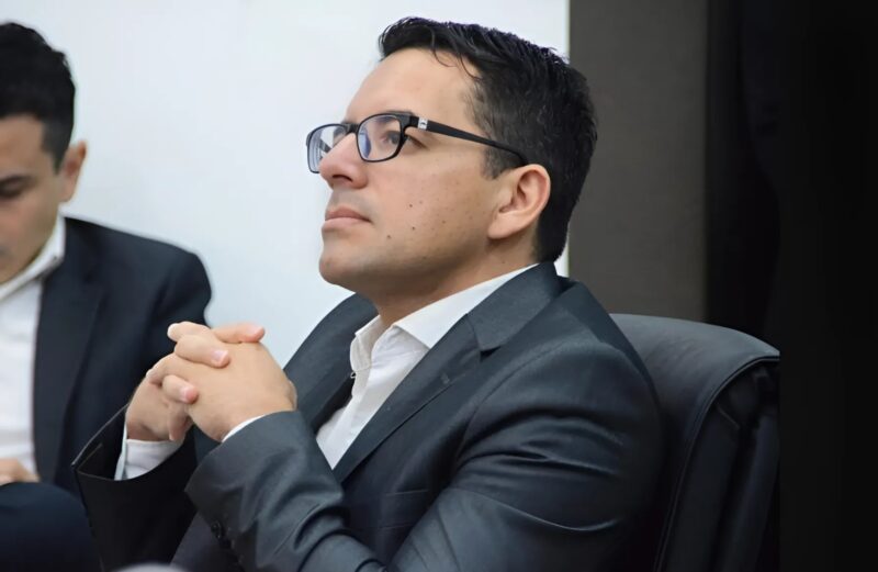 Pablo Velázquez presentó un proyecto para mejorar el sistema de transporte público en Posadas Concejal de Posadas Pablo Velazquez - 2