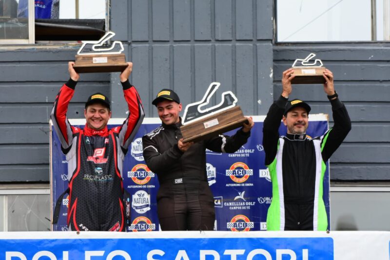 Automovilismo | Oberá puso primera y dio inicio al Campeonato Misionero de Pista 20 Podio Clase1 - 19