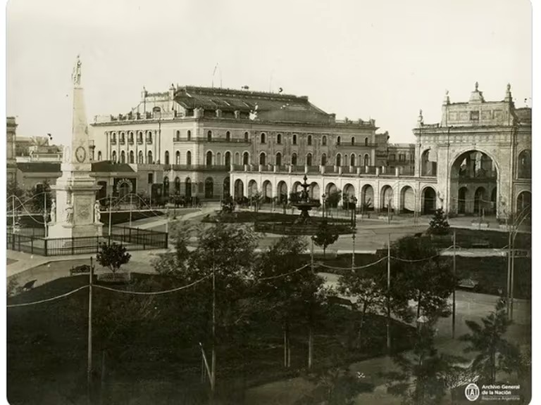 Hoy el Teatro Colón cumple 167 años 4 Teatro Colon - 3