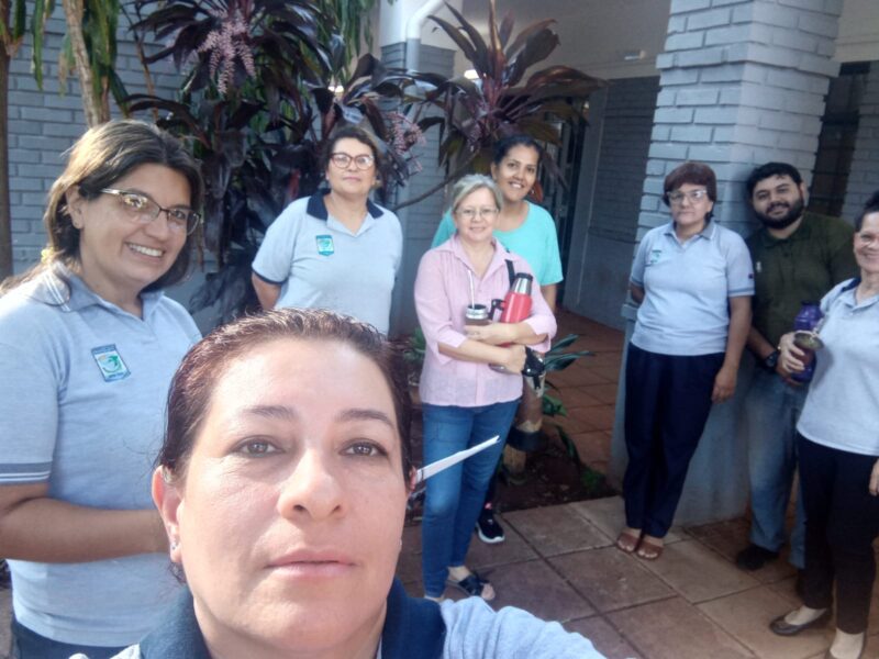 Docentes llevan adelante medidas de fuerza de dos horas en escuelas de Misiones 11 asambleas de docentes en Misiones por reclamo salarial de UDA AMET y Semab CEA 2 - 10