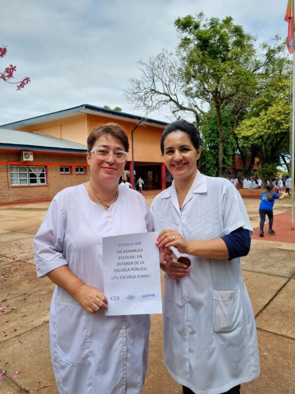 Docentes llevan adelante medidas de fuerza de dos horas en escuelas de Misiones 7 asambleas de docentes en Misiones por reclamo salarial de UDA AMET y Semab CEA 5 - 6