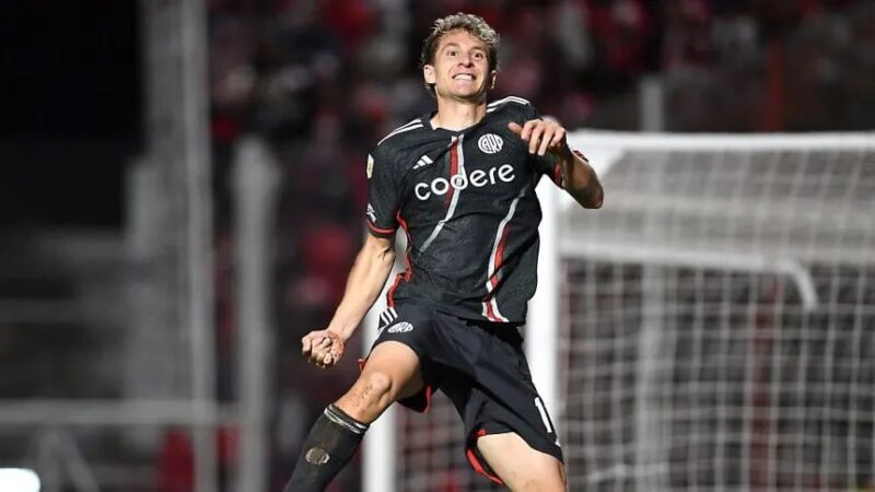 Copa de la Liga | Con un hat trick de Colidio, River venció 3-1 a Instituto, se quedó con el pase a cuartos y la cima de la Zona A image 38 - 1