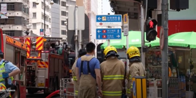 Hong Kong | Al menos 5 muertos y más de 30 heridos por un incendio en un edificio residencial 7 incendio3 - 6