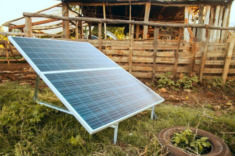Crece la instalación de paneles solares domiciliarios con el fin de lograr un mayor ahorro en la tarifa eléctrica 3 paneles2 - 2