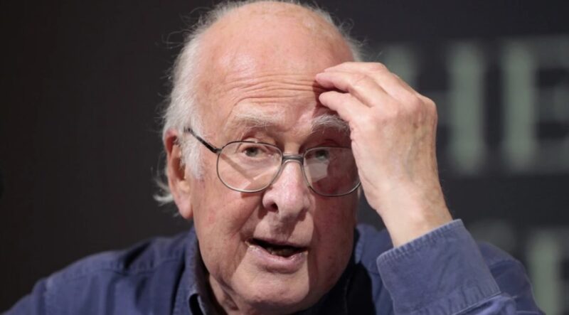 Reino Unido | Falleció el científico británico Peter Higgs, descubridor de la llamada “partícula de Dios” 5 peter higgs 1 - 4