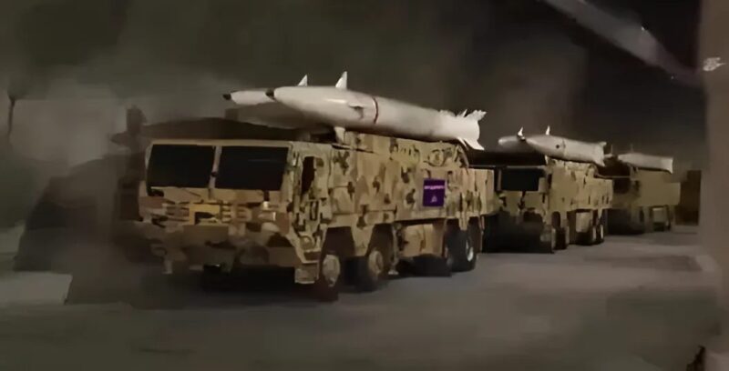 Tensión en Medio Oriente: Irán lanzó decenas de drones suicidas en un ataque a Israel snapedit 1713047059846 - 2