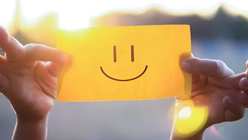 Felicidad | Tres elementos que priorizan las personas felices, según un académico de Harvard snapedit 1714388073095 - 1