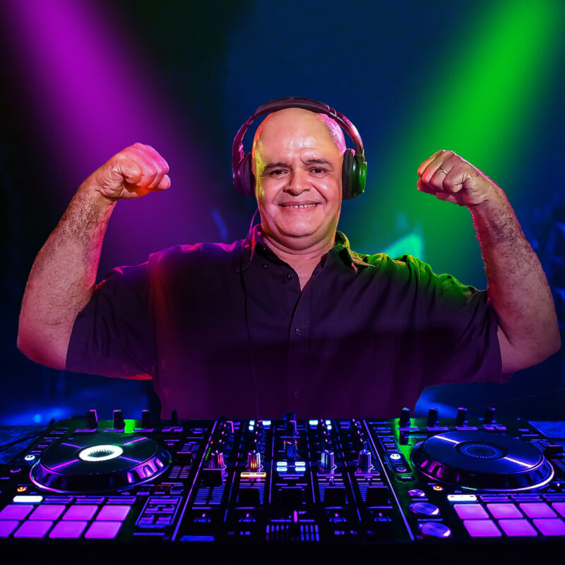 El Casino Club y un fin de semana para celebrar la Revolución de mayo 5 DJ VACA 2024 Gacetilla - 4