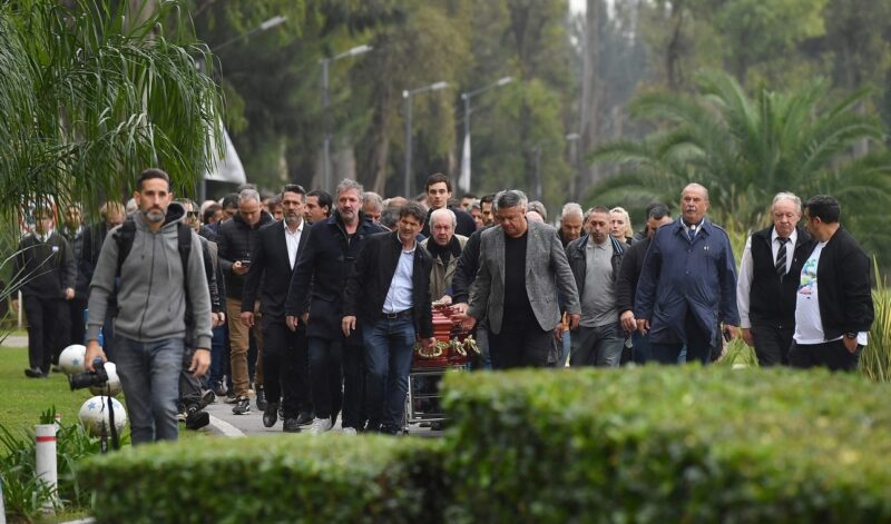 El adiós al Flaco Menotti | Un día de recuerdo y tributo en Ezeiza El último adiós