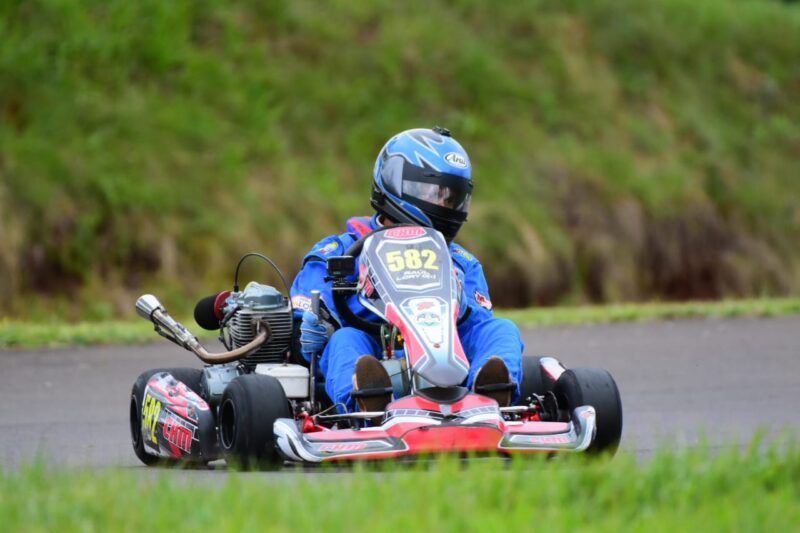 Automovilismo | El Misionero de Karting le dio calor al frío domingo obereño 20 R. Lory Master4 - 19