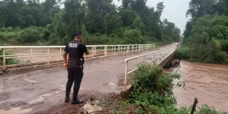 Misiones | Vialidad provincial trabaja para reestablecer la operatividad de las rutas luego de las inundaciones de la semana pasada Vialidad