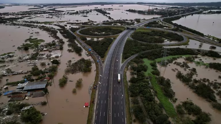Inundaciones en Brasil | Expertos alertan por la posibilidad de nuevas precipitaciones catastróficas para las próximas semanas 6 WhatsApp Image 2024 05 16 at 07.35.22 - 5